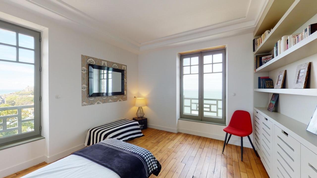 Les Roches Grises, Luxueuse Villa Face Mer, 4Etoiles, Spa Et Jardin Panoramique, Societe La Clef Decampグランビル エクステリア 写真
