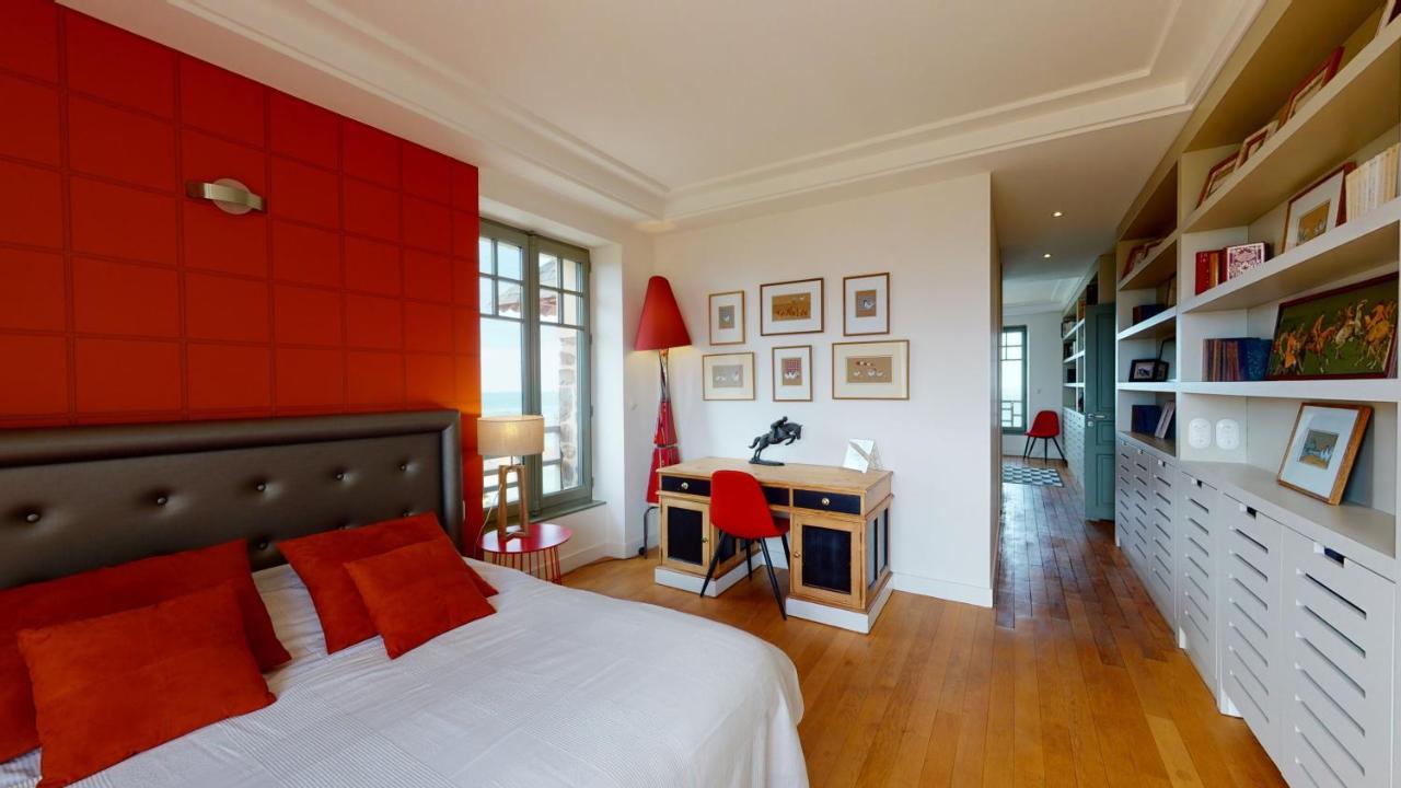 Les Roches Grises, Luxueuse Villa Face Mer, 4Etoiles, Spa Et Jardin Panoramique, Societe La Clef Decampグランビル エクステリア 写真