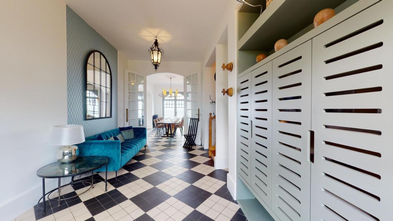 Les Roches Grises, Luxueuse Villa Face Mer, 4Etoiles, Spa Et Jardin Panoramique, Societe La Clef Decampグランビル エクステリア 写真
