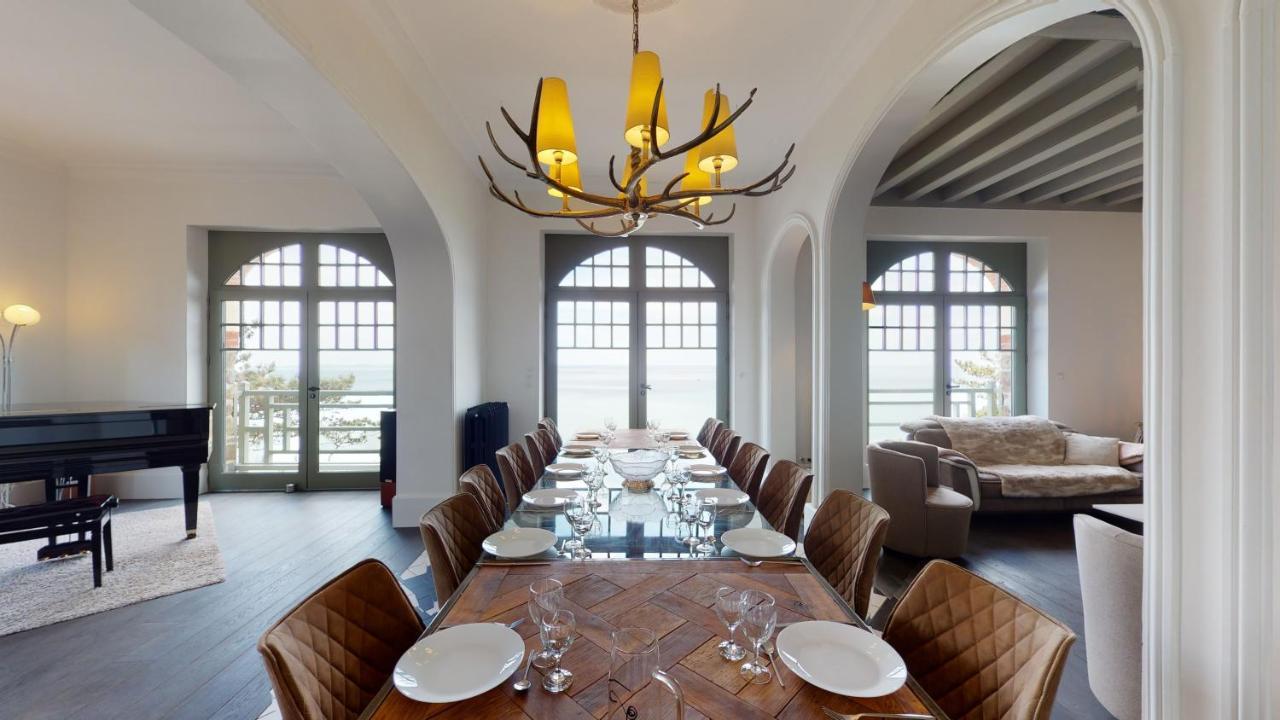 Les Roches Grises, Luxueuse Villa Face Mer, 4Etoiles, Spa Et Jardin Panoramique, Societe La Clef Decampグランビル エクステリア 写真