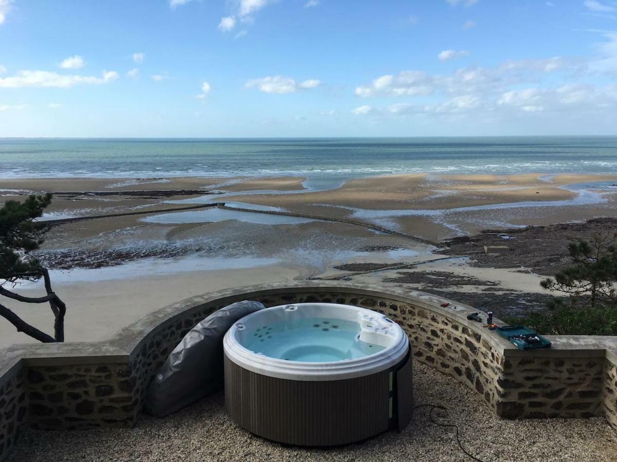 Les Roches Grises, Luxueuse Villa Face Mer, 4Etoiles, Spa Et Jardin Panoramique, Societe La Clef Decampグランビル エクステリア 写真